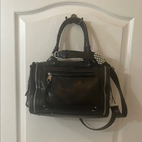 Steve Madden Elegant Black Satchel - Picture 2 of 6